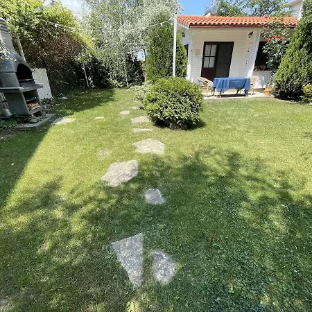 Alpesi faház La Casuta - 500sqm Garden Theseaside