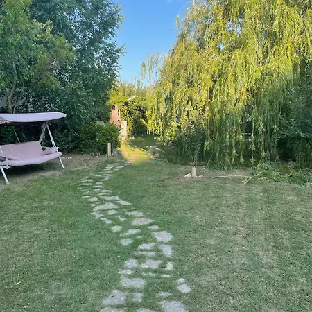 La Casuta - 500sqm Garden Theseaside * Navodari