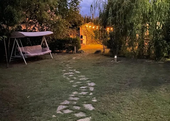 La Casuta - 500sqm Garden Theseaside شاليه Năvodari